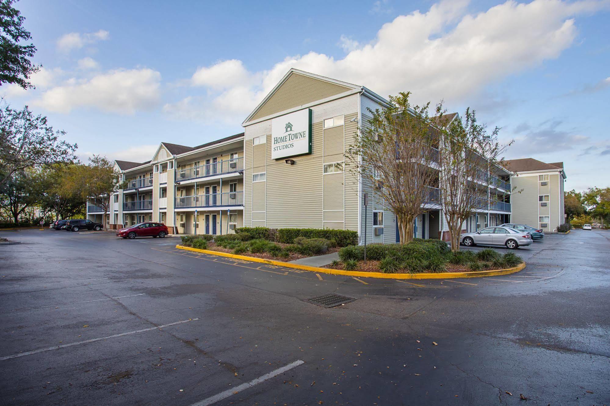 Hometowne Studios By Red Roof Orlando - Casselberry Exterior foto